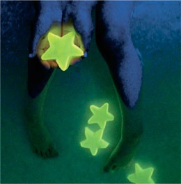 Иллюстрация к книге — Дома весело! Развивающие игры для самых маленьких [i_199.jpg]