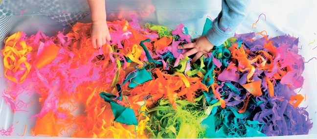 Иллюстрация к книге — Дома весело! Развивающие игры для самых маленьких [i_214.jpg]