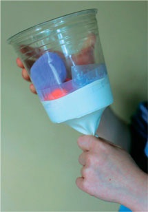 Иллюстрация к книге — Дома весело! Развивающие игры для самых маленьких [i_220.jpg]