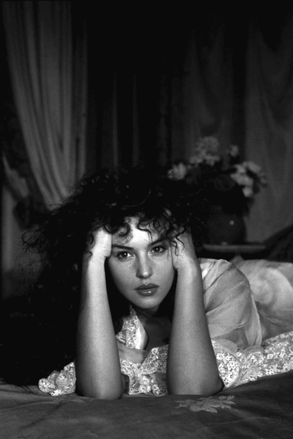 Иллюстрация к книге — Моника Беллуччи. Кто простит мне мою красоту [i_021.jpg]