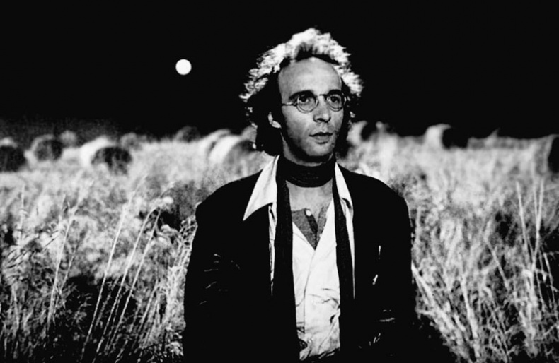 Иллюстрация к книге — Моника Беллуччи. Кто простит мне мою красоту [i_038.jpg]