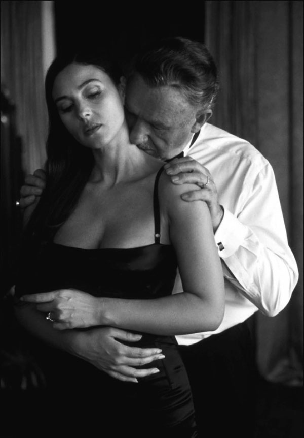 Иллюстрация к книге — Моника Беллуччи. Кто простит мне мою красоту [i_077.jpg]