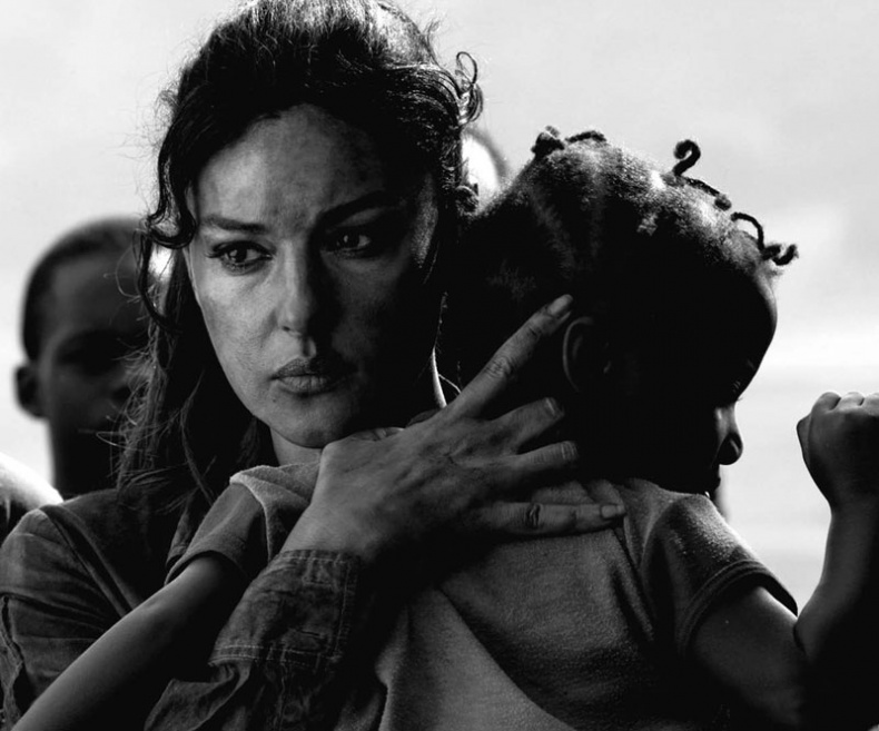 Иллюстрация к книге — Моника Беллуччи. Кто простит мне мою красоту [i_093.jpg]