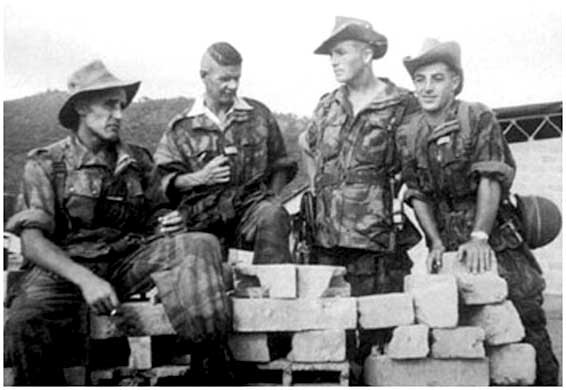 Иллюстрация к книге — Зачем России Марин Ле Пен [i_020.jpg]