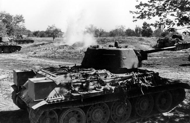 Иллюстрация к книге — Прохоровка. Неизвестное сражение Великой войны [i_022.jpg]