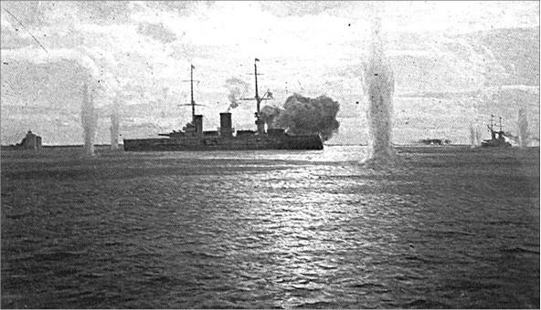 Иллюстрация к книге — Бунтующий флот России. От Екатерины II до Брежнева [i_012.jpg]