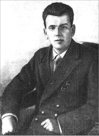 Иллюстрация к книге — Бунтующий флот России. От Екатерины II до Брежнева [i_014.jpg]