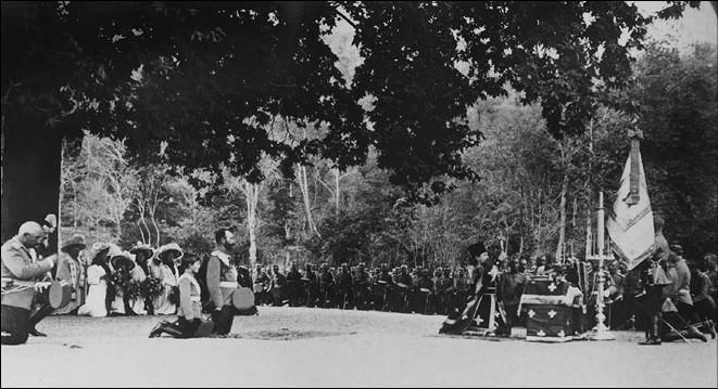 Иллюстрация к книге — В Мраморном дворце [i_026.jpg]