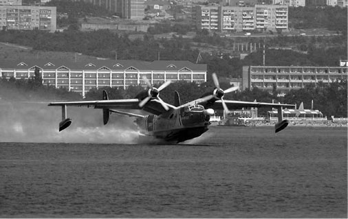 Иллюстрация к книге — Жили-были-видели… [i_016.jpg]