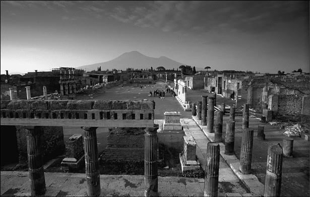 Иллюстрация к книге — 100 великих курьезов истории [i_008.jpg]