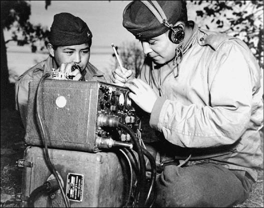 Иллюстрация к книге — 100 великих курьезов истории [i_098.jpg]