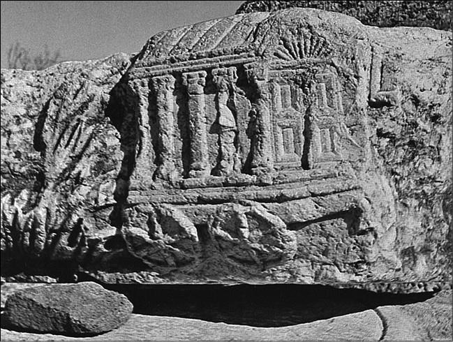 Иллюстрация к книге — 100 великих тайн Библии [i_038.jpg]