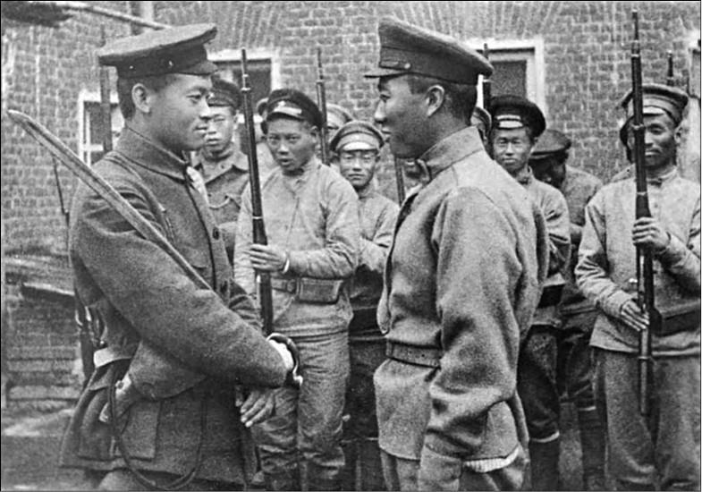 Иллюстрация к книге — Вёшенское восстание [i_032.jpg]