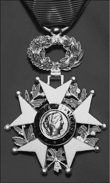 Иллюстрация к книге — 100 великих наград мира [i_066.jpg]