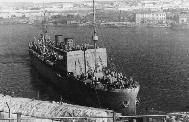 Иллюстрация к книге — 100 великих тайн Второй мировой [i_025.jpg]