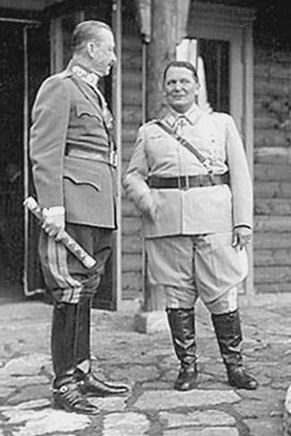 Иллюстрация к книге — 100 великих тайн Второй мировой [i_032.jpg]