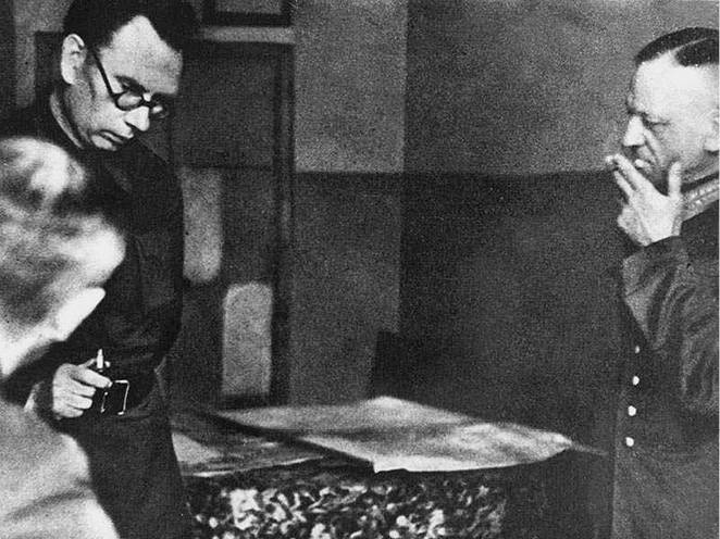 Иллюстрация к книге — 100 великих тайн Второй мировой [i_039.jpg]