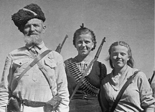 Иллюстрация к книге — 100 великих тайн Второй мировой [i_068.jpg]