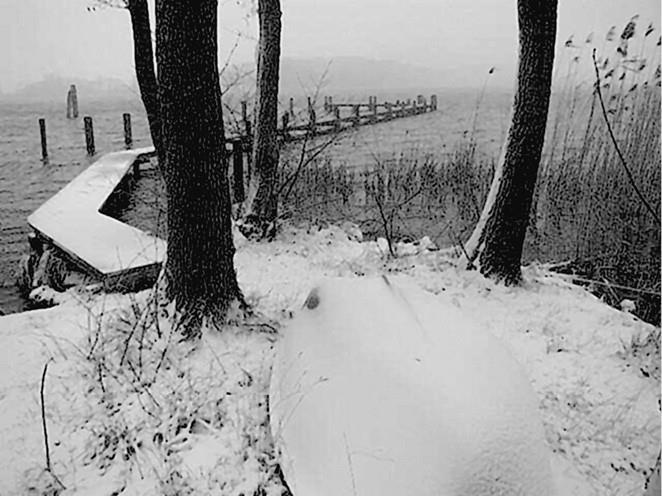 Иллюстрация к книге — 100 великих загадок современности [i_045.jpg]