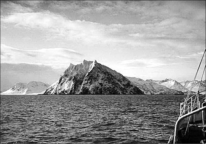 Иллюстрация к книге — 100 великих тайн океана [_33.jpg]