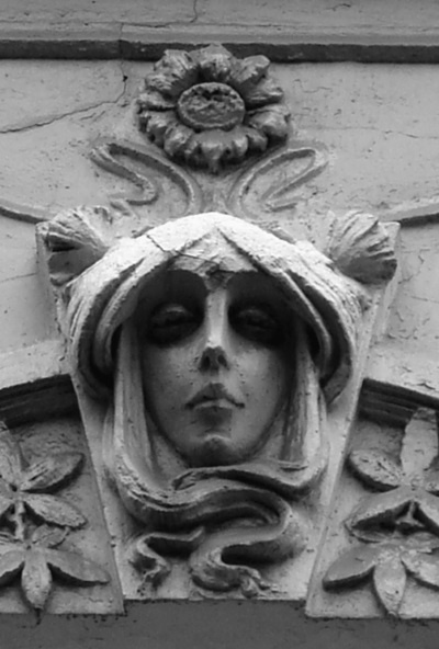 Иллюстрация к книге — Привидения русских усадеб. И не только… [i_021.jpg]