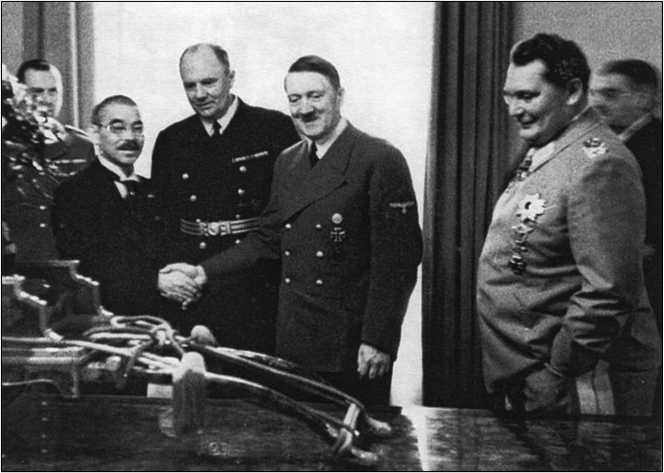 Иллюстрация к книге — 100 великих операций спецслужб [i_040.jpg]