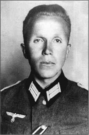 Иллюстрация к книге — 100 великих операций спецслужб [i_047.jpg]