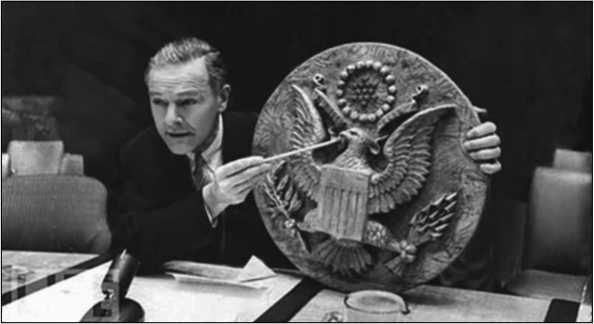 Иллюстрация к книге — 100 великих операций спецслужб [i_072.jpg]