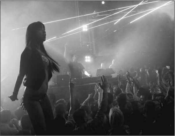 Иллюстрация к книге — 100 великих операций спецслужб [i_089.jpg]