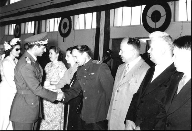 Иллюстрация к книге — Секретная миссия резидента «Патраса» [i_014.jpg]