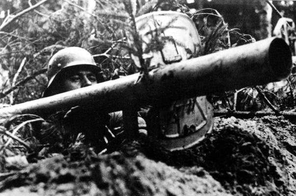 Иллюстрация к книге — 32-я добровольческая гренадерская дивизия СС «30 января» [img_08.jpg]