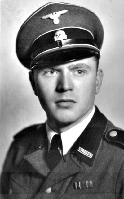 Иллюстрация к книге — 32-я добровольческая гренадерская дивизия СС «30 января» [img_36.jpg]