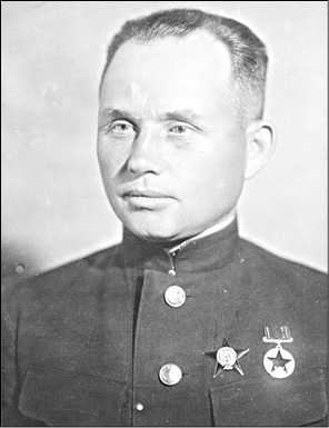 Иллюстрация к книге — Черноморский флот в годы войны [i_001.jpg]