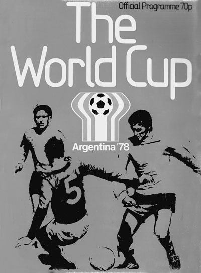 Иллюстрация к книге — 100 великих футбольных матчей [i_050.jpg]