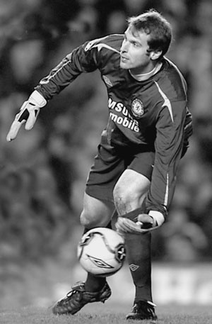 Иллюстрация к книге — 100 великих футбольных матчей [i_077.jpg]