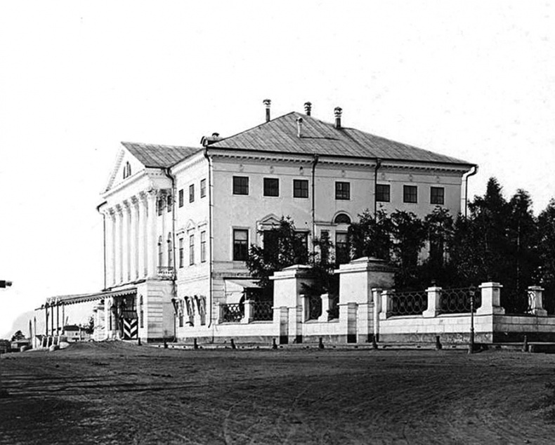 Иллюстрация к книге — Всем штормам назло [i_004.jpg]