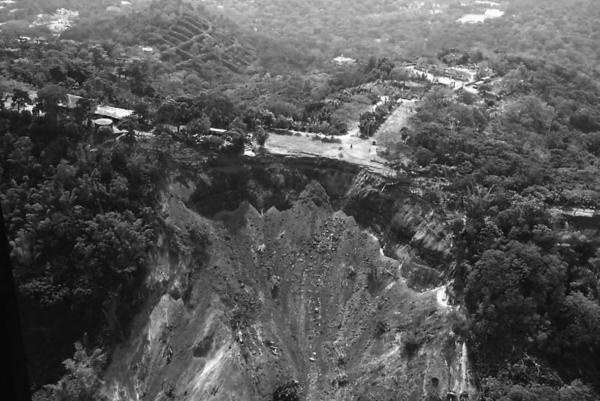 Иллюстрация к книге — 100 великих тайн Земли [_75.jpg]