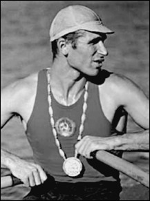 Иллюстрация к книге — 100 великих олимпийских чемпионов [i_045.jpg]