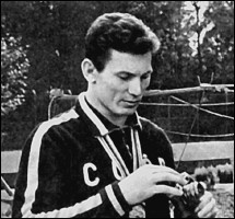 Иллюстрация к книге — 100 великих олимпийских чемпионов [i_057.jpg]