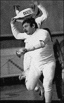 Иллюстрация к книге — 100 великих олимпийских чемпионов [i_064.jpg]