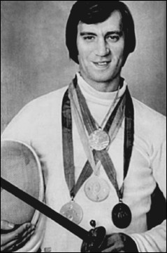 Иллюстрация к книге — 100 великих олимпийских чемпионов [i_085.jpg]