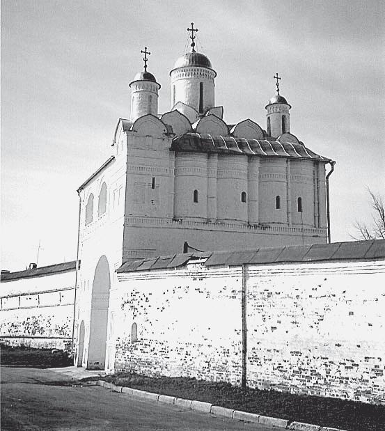 Иллюстрация к книге — 100 великих монастырей [i_071.jpg]