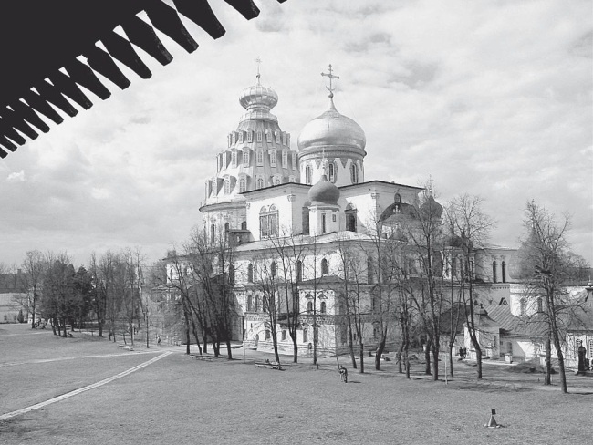 Иллюстрация к книге — 100 великих монастырей [i_094.jpg]