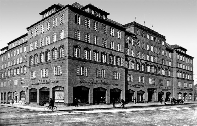 Иллюстрация к книге — Тайный код Кёнигсберга [_167.jpg]