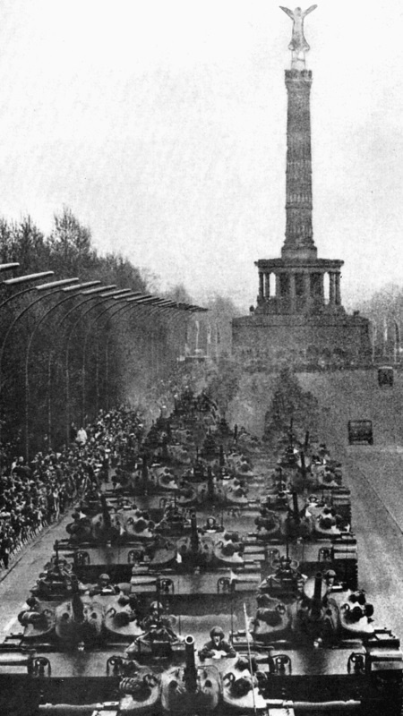 Иллюстрация к книге — Соединенные Штаты Америки. Противостояние и сдерживание [i_027.jpg]