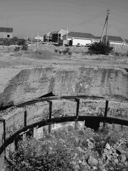 Иллюстрация к книге — Четыре трагедии Крыма [i_095.jpg]