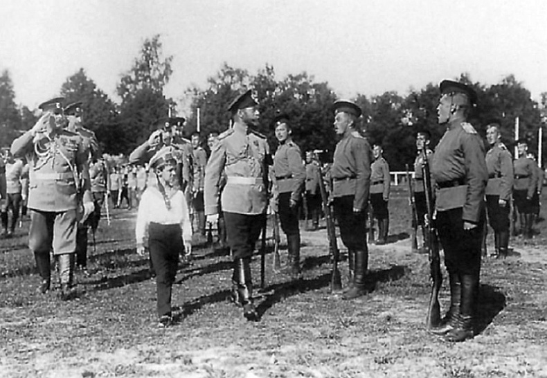 Иллюстрация к книге — 100 великих тайн Первой Мировой [i_031.jpg]