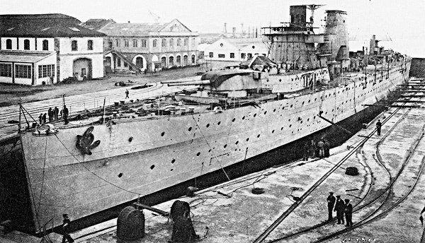 Иллюстрация к книге — На далеком меридиане [i_015.jpg]