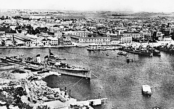 Иллюстрация к книге — На далеком меридиане [i_018.jpg]