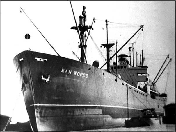 Иллюстрация к книге — На трудных дорогах войны. Подвиг Одессы [i_038.jpg]